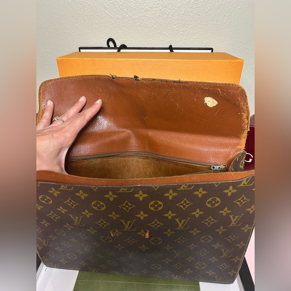 Louis Vuitton Porte-Document Brown Monogram Pouch - Picture 10 of 11